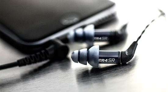 學(xué)生就要戴便宜貨？盤點(diǎn)同學(xué)們燒得起的高端耳塞