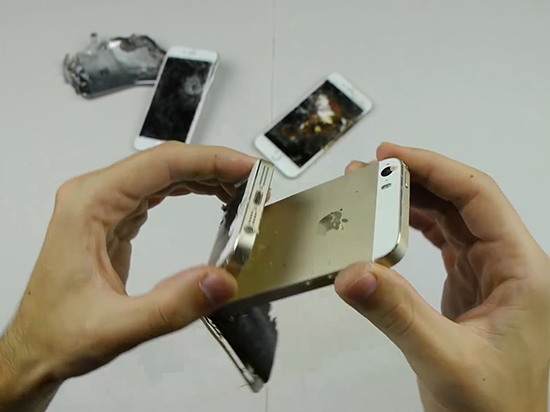 壕！盤點(diǎn)2016年被花式毀掉的iPhone