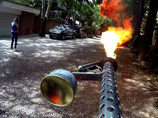 噴火測試：蘋果強(qiáng)還是諾基亞厲害？