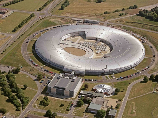 走近科學(xué) 粒子對(duì)撞機(jī)到底是啥？它有什么用？