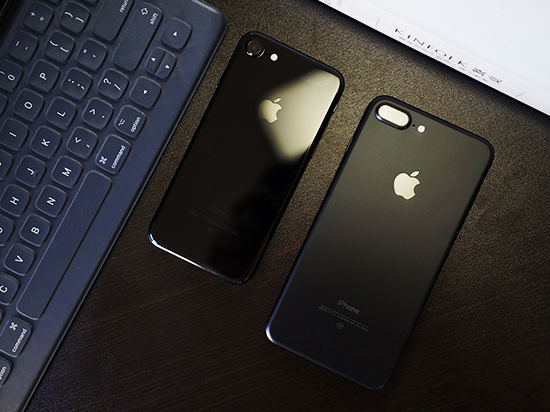 你搶到?jīng)]？蘋果宣布iPhone 7 Plus全球賣光了