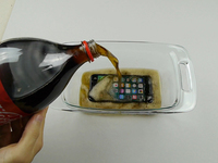 把iPhone 7放在可樂中12小時后會發生什么