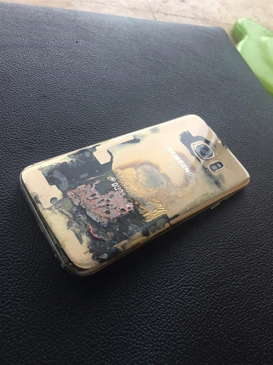 不輸后輩！三星S7 edge也炸了