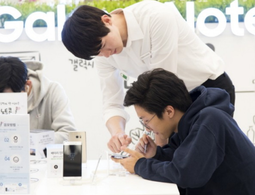 三星在韓國兩天售出30000部Note 7