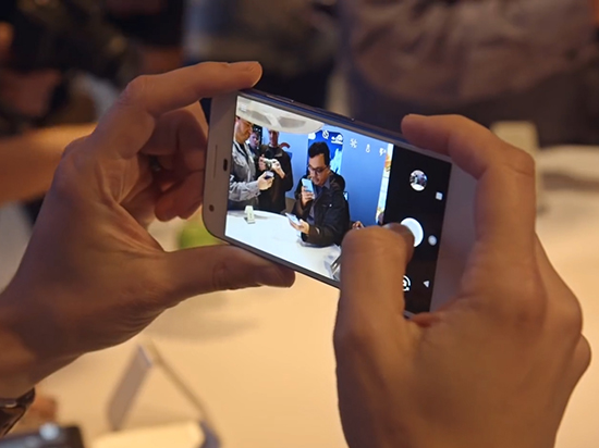 谷歌Pixel試用：性能最強(qiáng)的安卓手機(jī)