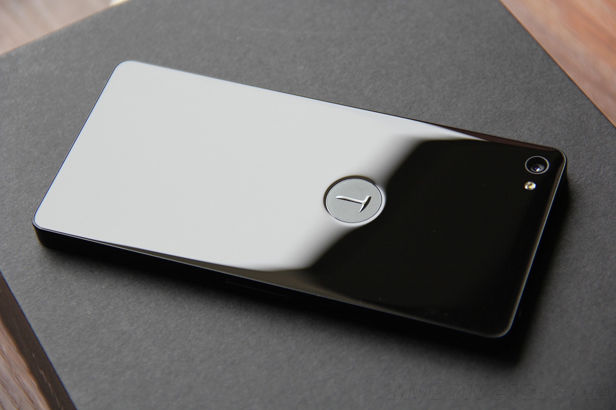 老羅情懷逆戰(zhàn)？錘子T3六大看點(diǎn)前瞻