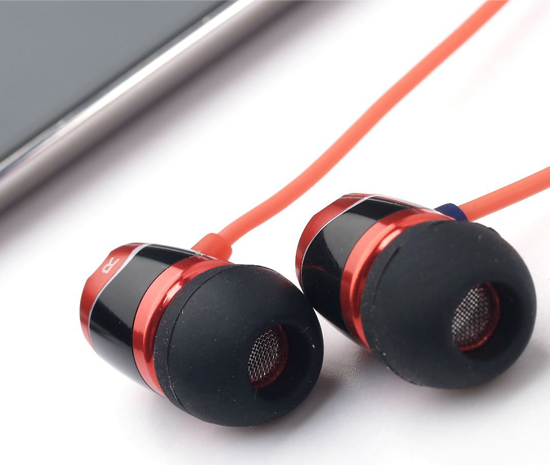 耳朵享福啦 500元內耳機推薦（隨身篇）