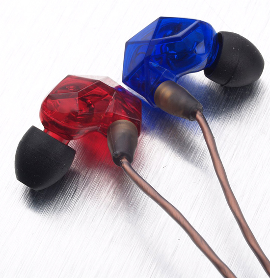 耳朵享福啦 500元內耳機推薦（隨身篇）