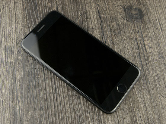 日本零件廠商業績慘淡 這鍋要iPhone 7來背？