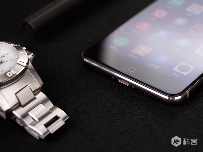 玩味兒十足！努比亞miniS上手體驗