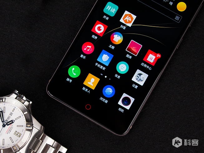 玩味兒十足！努比亞miniS上手體驗