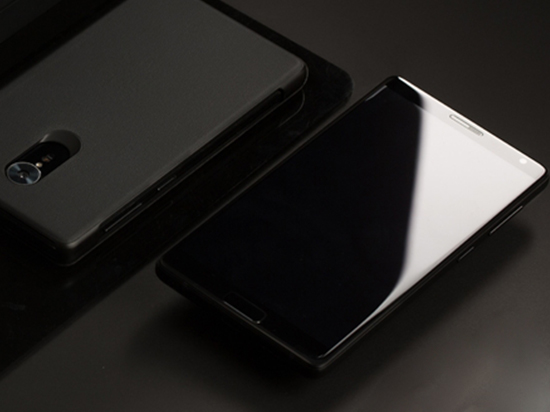 屏占比驚艷！ZUK Edge真機官方大圖首曝