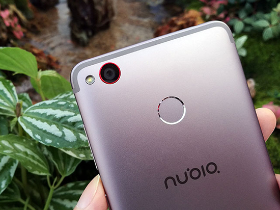 你要的都在這里！2K以下值得購買的十款手機(jī)