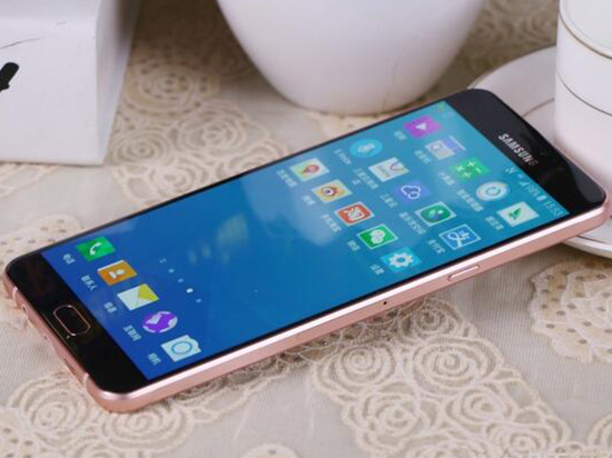 你要的都在這里！2K以下值得購買的十款手機(jī)