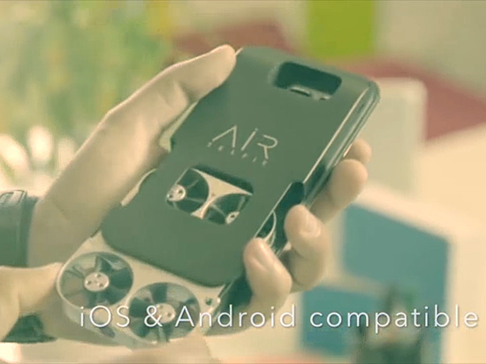朋友圈自拍神器：能飛翔的手機(jī)殼AirSelfie