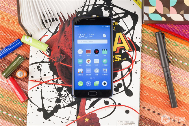 魅藍5寶石藍版圖賞：藍色與魅藍更配哦！