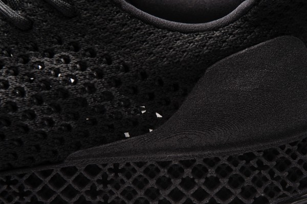 好看不好買 阿迪達(dá)斯3D打印跑鞋正式上市