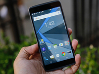 黑莓還活著！由TCL承包生產(chǎn)和銷(xiāo)售