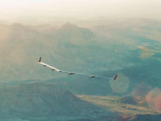 機(jī)翼被吹斷了！Facebook大型無(wú)人機(jī)墜毀