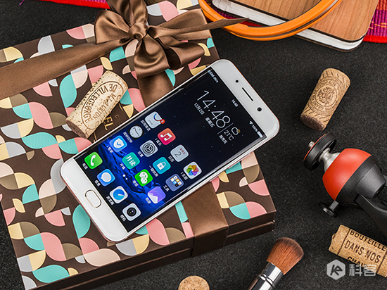 然并卵！2016年這些手機功能最噱頭