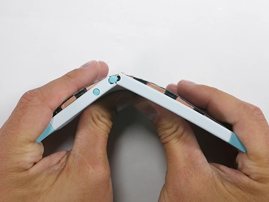 2016年耐用性最強(qiáng)手機(jī)大橫評 最硬的竟然是它！