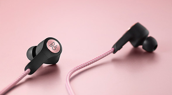 實(shí)用輕便顏值高 盤點(diǎn)適合女用戶的EDC數(shù)碼裝備