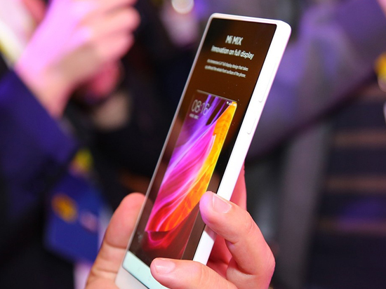 科客晚報：小米MIX白色版發(fā)布 蘋果促銷贈品“瞬間告罄”