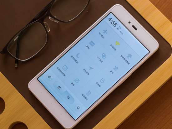 漲價(jià)的節(jié)奏? 羅永浩:錘子不再推出千元手機(jī)