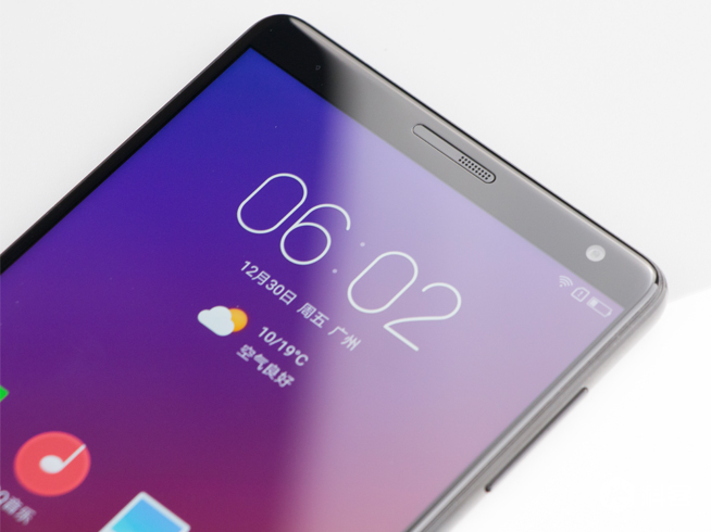 全面屏手機就該這樣設計 聯(lián)想ZUK Edge體驗評測