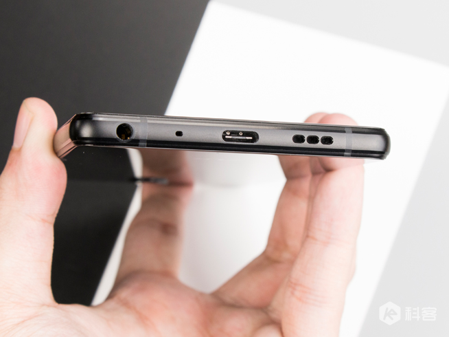 全面屏手機就該這樣設計 聯(lián)想ZUK Edge體驗評測