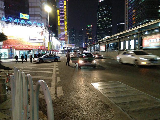 全面屏手機就該這樣設計 聯(lián)想ZUK Edge體驗評測