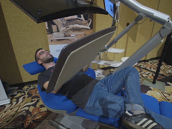 老板慎買!這張辦公桌可能會(huì)降低你的工作效率