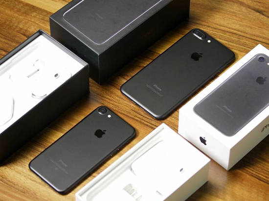 分析師預(yù)測(cè)蘋果二季度利潤(rùn)微降：新iPhone配備OLED屏