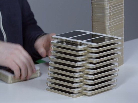 疊疊樂怎樣玩更刺激？試試用100臺(tái)iPhone SE吧