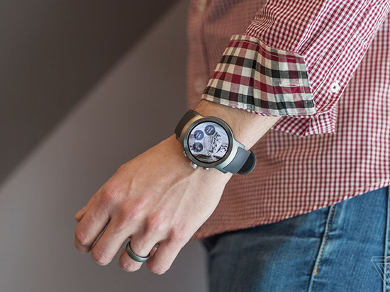 科客晚報(bào)：iPhone 8也漲價(jià)了？小米逆襲安兔兔1月好評(píng)榜