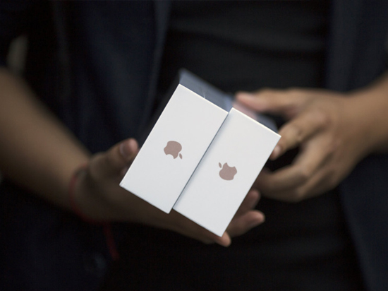 科客晚報(bào)：iPhone 8也漲價(jià)了？小米逆襲安兔兔1月好評(píng)榜