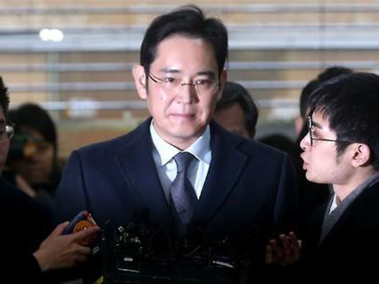 科客晚報：小尺寸新iPhone有戲！360手機新品即將來襲