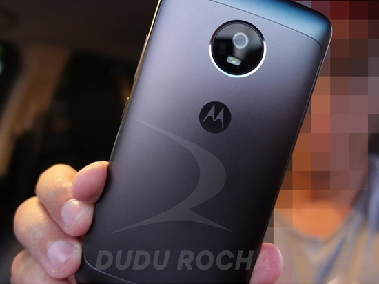 Moto G5真機偷跑：攝像頭不再凸起 售價1500元！