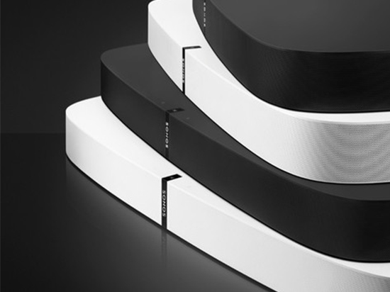 比肩影院的電視音響  Sonos PLAYBASE上手評測