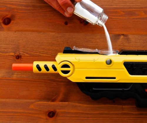 美國男孩自制蒼蠅槍?狂拽炫酷吊炸天 