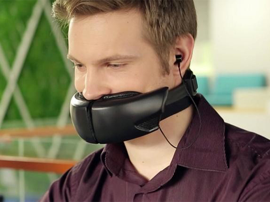 黑科技“語音面具” 客服妹子的標(biāo)準(zhǔn)配置