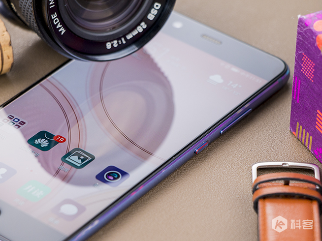 徠卡三鏡頭華為P10漲價(jià)800元！到底貴不貴？