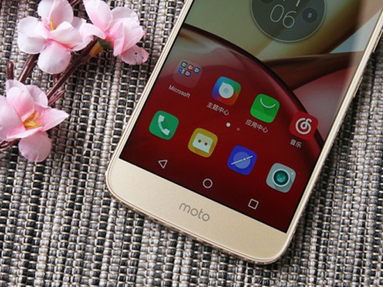 Moto M全球銷量超300萬臺：國內(nèi)貢獻(xiàn)最大