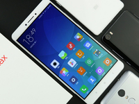 大屏續(xù)航神機！小米Max 2曝光：4+128G