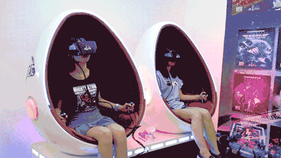 不夠膽也能體驗(yàn)真實(shí)甩尾！國(guó)外高玩17萬(wàn)打造VR賽車裝置