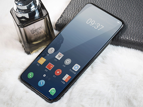 Talk客：如今主流手機(jī)創(chuàng)新乏力？你希望看到哪些不同