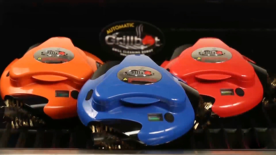 為了愉快地吃上燒烤 老外發(fā)明了這個機器人