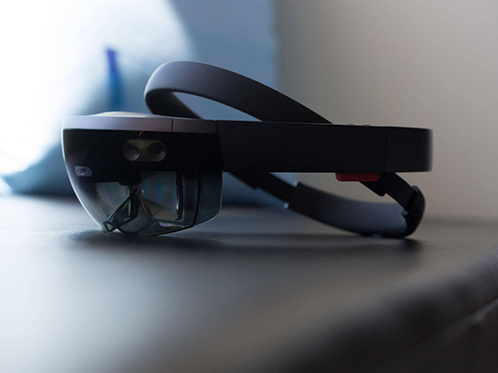 國行版HoloLens來了!5月24日正式發(fā)售:23488元起