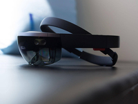 國行版HoloLens來了！5月24日正式發(fā)售：23488元起