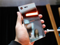 狂打三星華為臉！索尼旗艦新機XZ Premium標配UFS2.1閃存